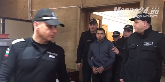 Изплуваха зловещи подробности за зверството в Старо Оряхово, убиецът на дядо Недялко не трепна в съда (СНИМКИ)
