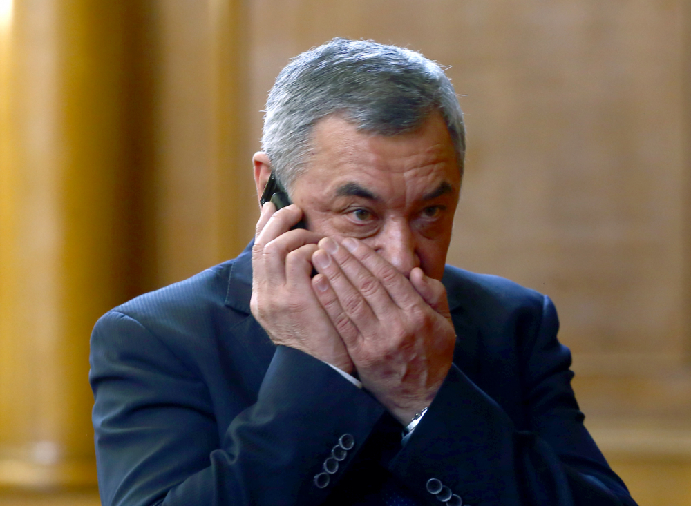 Коя е жената в инвалидна количка с Валери Симеонов? (СНИМКА)
