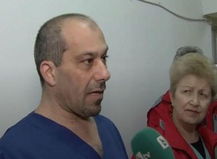 Фелдшер, пребит от циганин: Той скочи като котка и си заби лапите в очите ми!