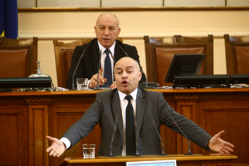 Изборна жега: От БСП скочиха на Борисов: Има сценарий само в главата му