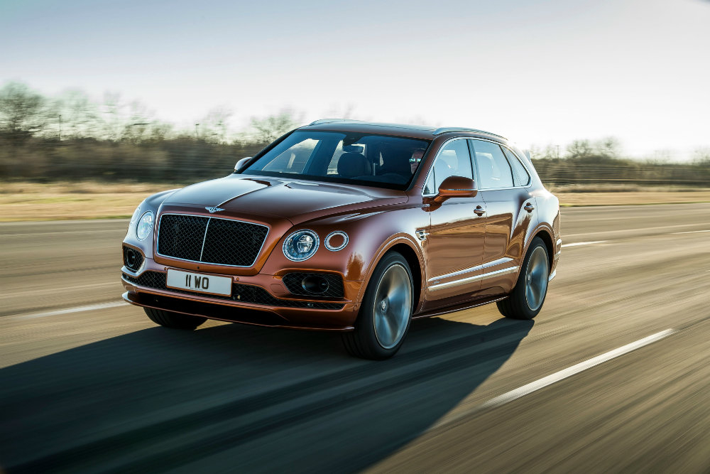 Bentley представи най-бързият кросоувър в света (СНИМКИ/ВИДЕО)