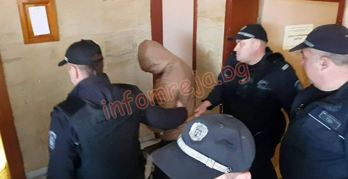 Докато погребваха Валери, циганинът Ангел, който го уби, извади шокираща версия за касапницата!