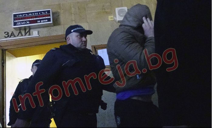 Два часа близки и приятели се сбогуват със заклания Валери, а килърът му - циганинът Алекс, изнагля скандално! (СНИМКИ)