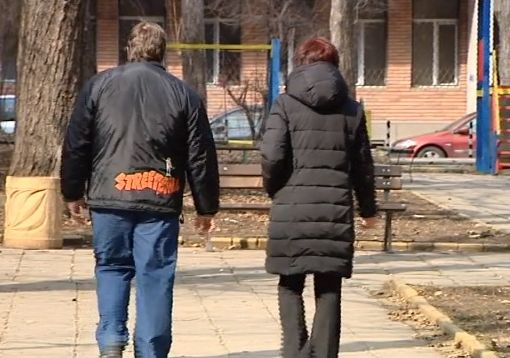 Гнусна измама измъква апетитен имот от ръцете на умствено изостанали брат и сестра 