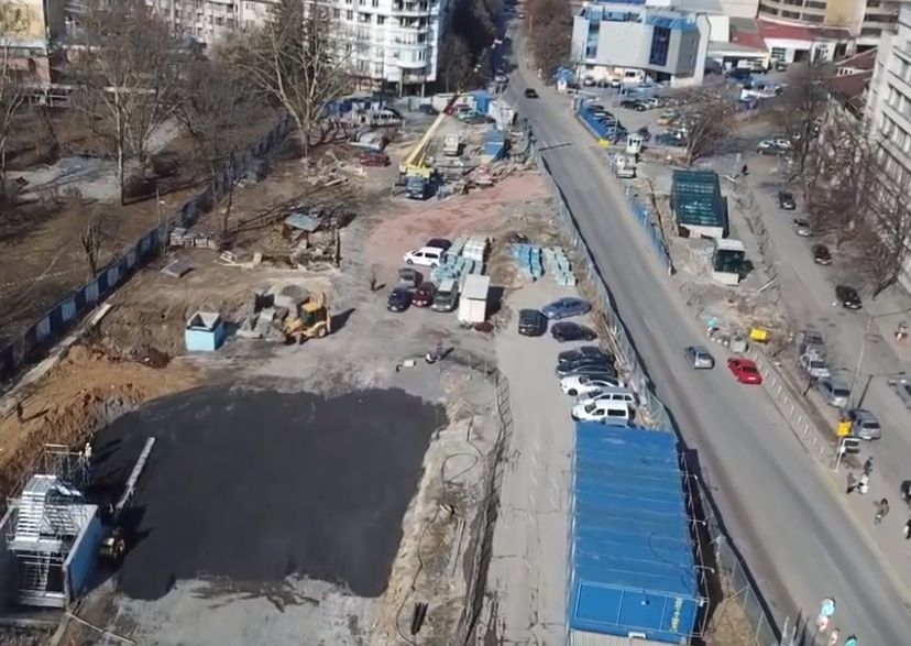 От птичи поглед: Докъде стигна изграждането на метростанция 6 на третия лъч на метрото в „Овча Купел“ (ВИДЕО)