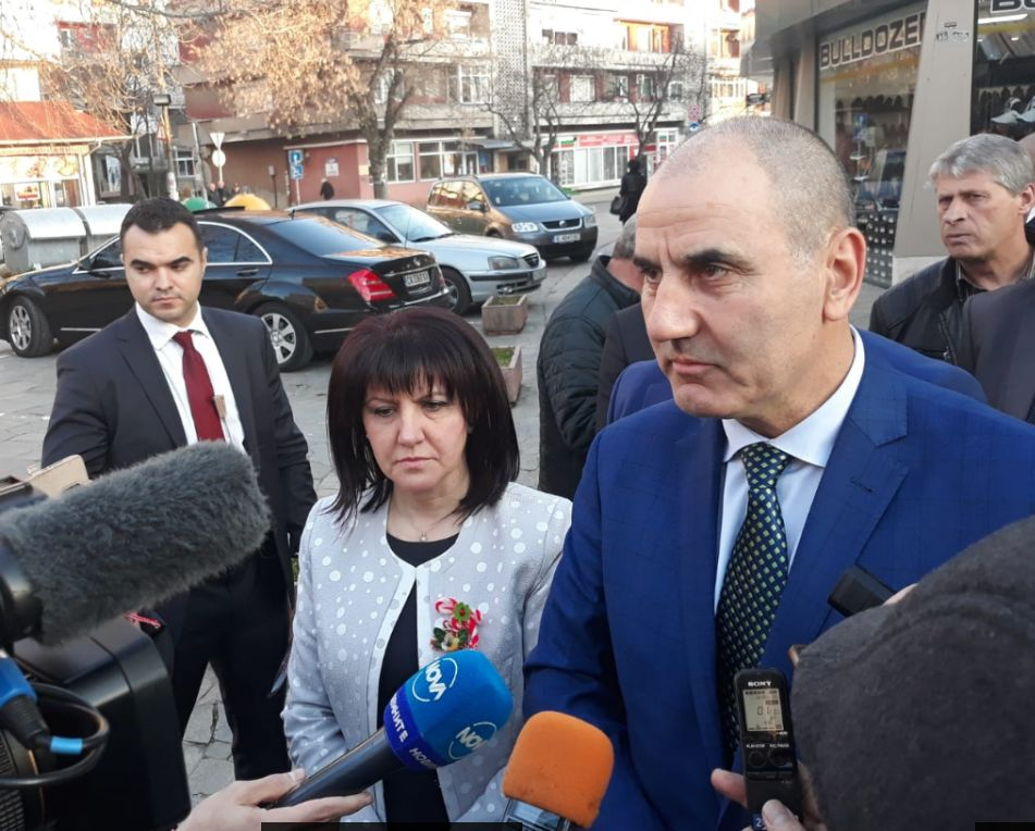 Цветанов скочи остро на президента Радев заради коментарите му и го сравни с Мадуро 