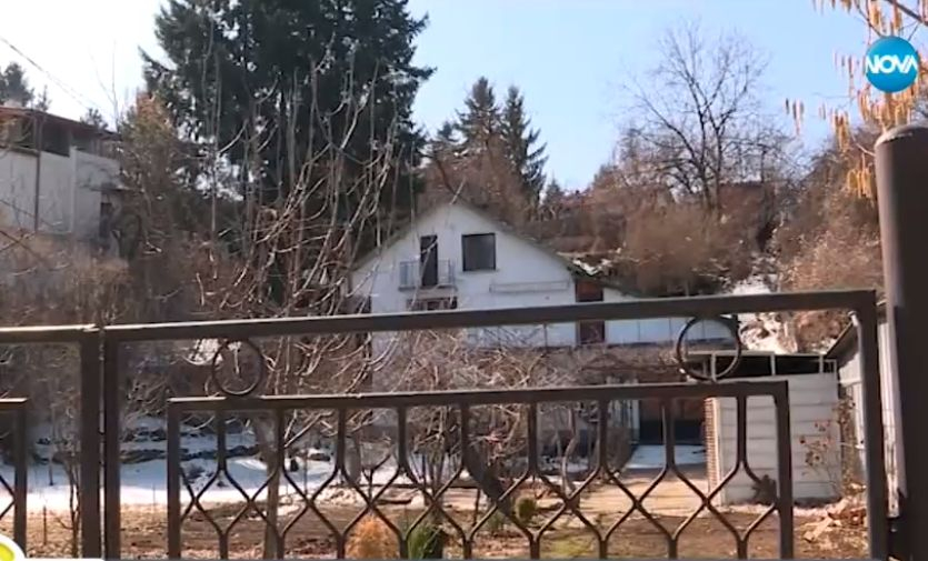 Безумно нагли крадци вършеят из цялата страна без никой да ги заподозре! Сред жертвите им е и Катето Евро (СНИМКИ/ВИДЕО)