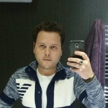 Афера: 300 млади българи работели за "Вълка на София" и пълнели с милиони евро сметките му