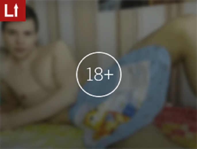 Руски студенти заснеха еротично ВИДЕО 18+ за празника на жените