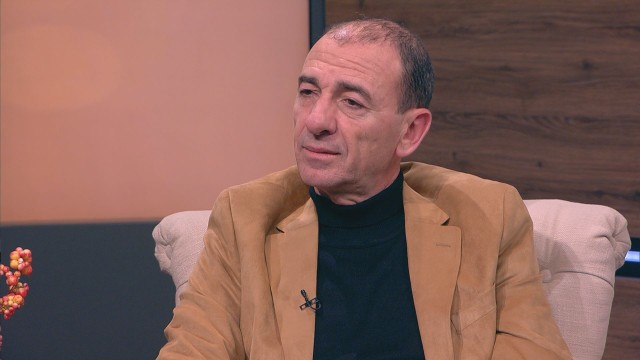 Димитър Маринов с трогателно обяснение защо е извадил българско знаме на Оскарите и откъде го е взел 