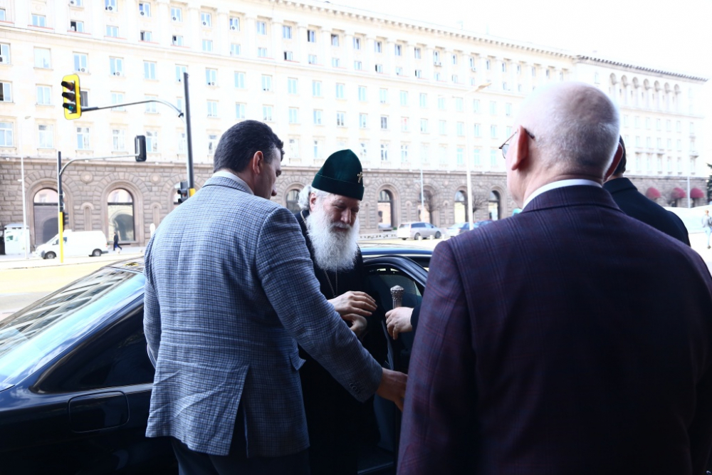 Патриарх, мюфтия и Борисов заедно в Министерски съвет (СНИМКИ)