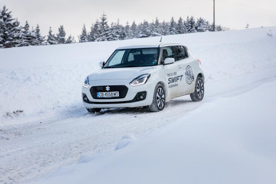 Няма друга кола в света като Suzuki Swift 4х4 (СНИМКИ)