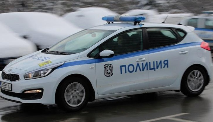 Само в БЛИЦ! Луд екшън и преследване на автоджамбази в Пазарджишко
