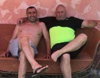 Сензационни СНИМКИ само в БЛИЦ! Братът на Жоро Шопа живее като римски император!