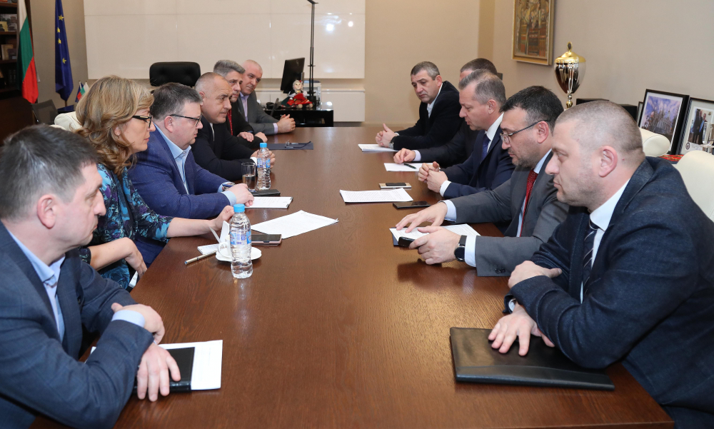 Ръководители на служби и министри при премиера заради кошмара в Нова Зеландия (СНИМКИ)