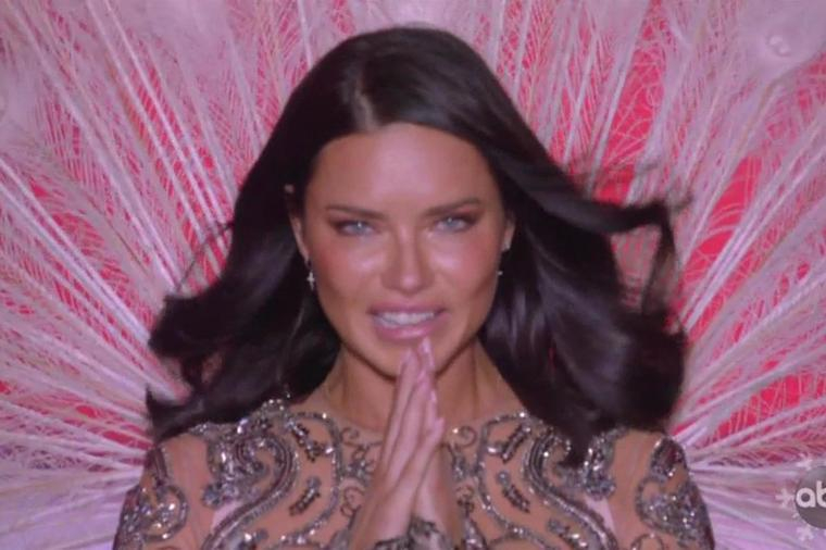 Прелестна унгарка е най-новият ангел на Victoria’s Secret (СНИМКИ)