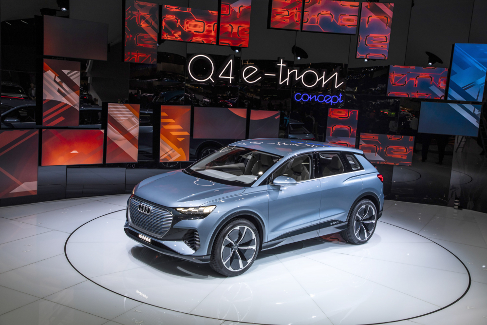 Еко акцент: Дебют на Audi Q4 e-tron в Женева (СНИМКИ/ВИДЕО)