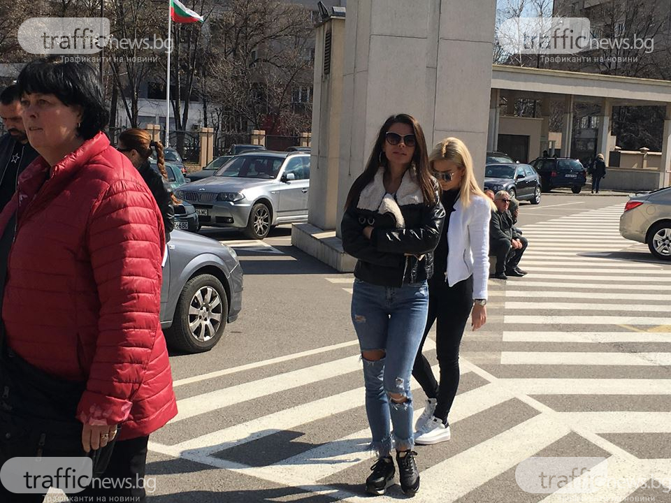 Тита пристигна в спецсъда с наведена глава, ето какво се случи с баща ѝ (СНИМКИ)