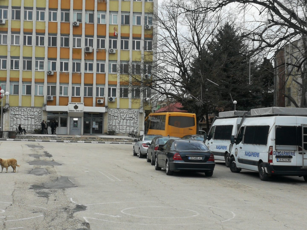 Прокуратурата разкри за какви далавери е спецакцията, сгащила кмета на Червен бряг!