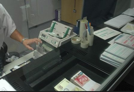 Само в  БЛИЦ! Нагъл обир в голяма банка в столицата, липсва 6-цифрена сума 