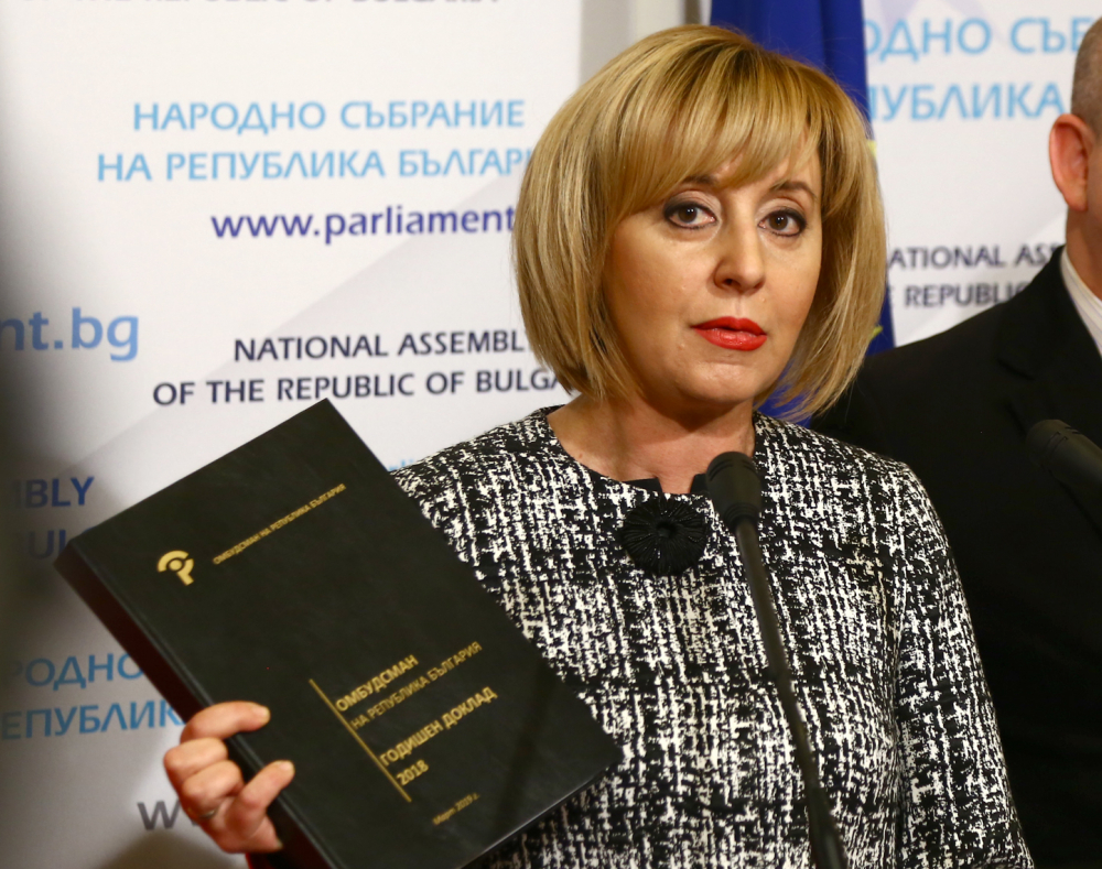Манолова решава важен проблем в столичния квартал "Обеля"