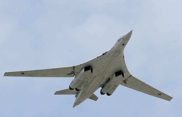 Лондон обяви за екшън в небето между два руски Ту-160 и британски изтребители Eurofighter Typhoon