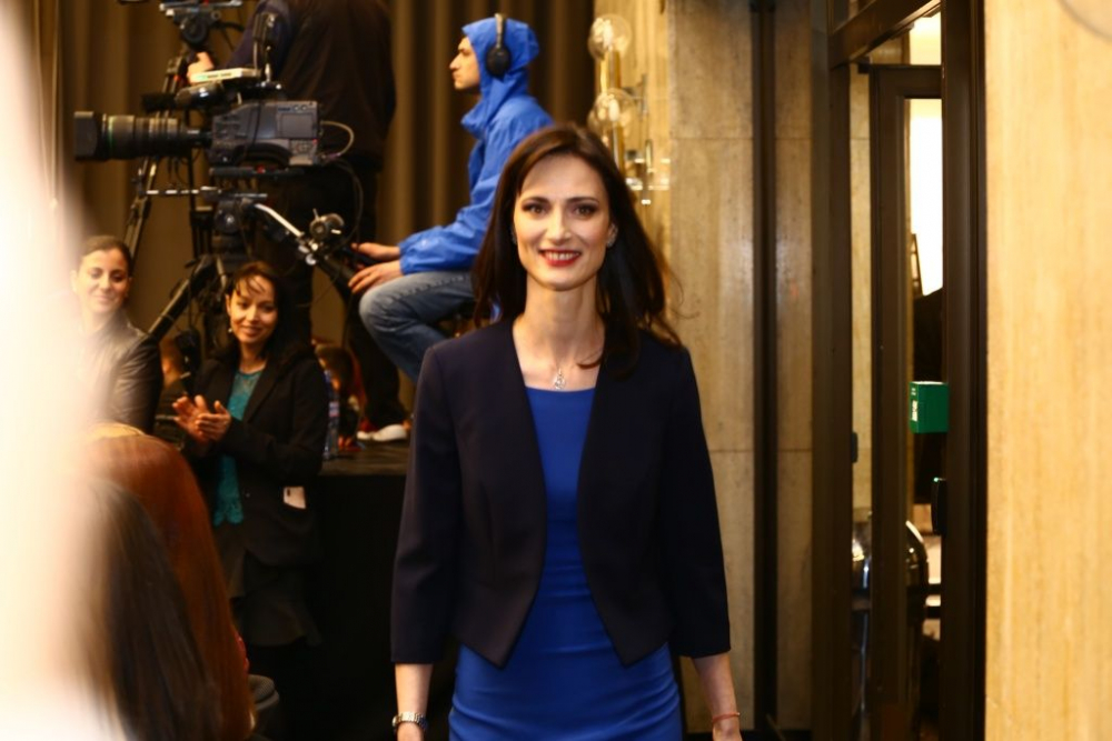 Мария Габриел обясни каква е каузата й