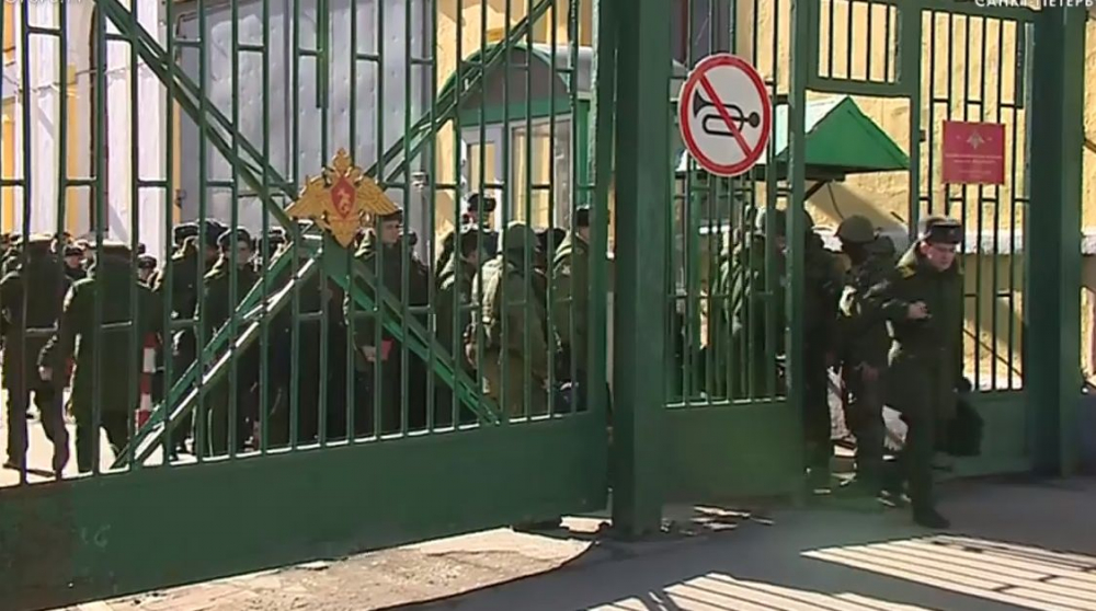 Извънредно от Санкт Петербург! Експлозия разтърси Военнокосмическата академия, има ранени и затрупани курсанти! (СНИМКИ/ВИДЕО)