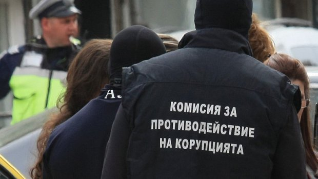 КПКОНПИ: Атаката срещу Комисията е от двама олигарси и една политическа партия