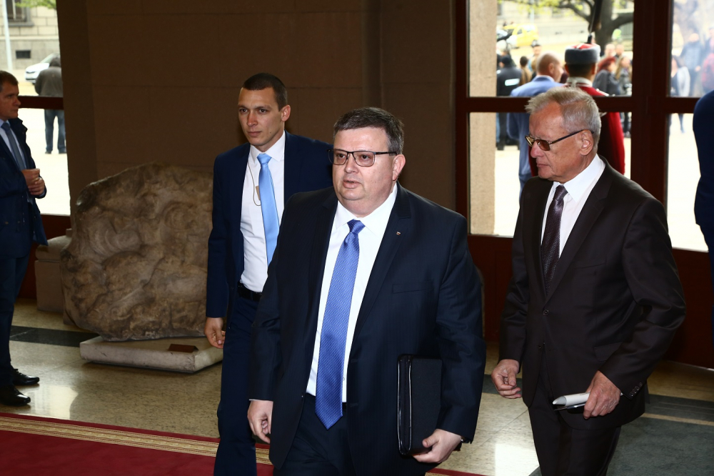 Цацаров вдигна мерника на депутат от БСП заради данъчно престъпление