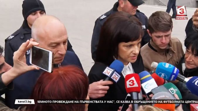 Дариткова след заседанието на КСНС: Много съм изненадана! 