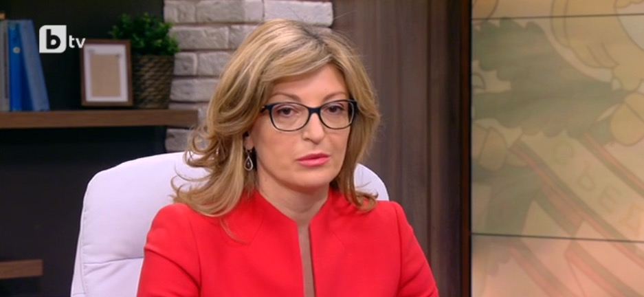 Захариева: Често казано, чудех се дали съм била на КСНС при президента