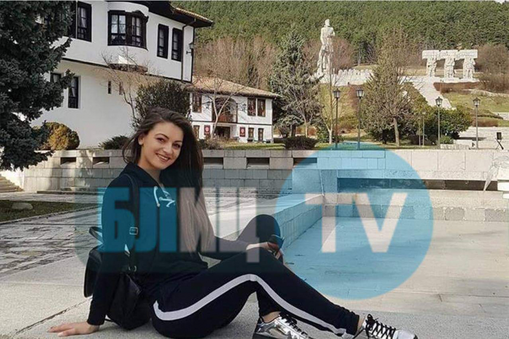 Изплуваха още подробности около инцидента с красивата курсантка Микаела