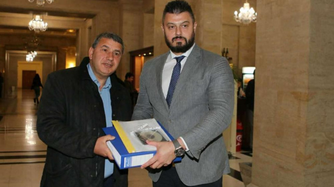 Бареков няма да става учител, ще се бори за нов мандат