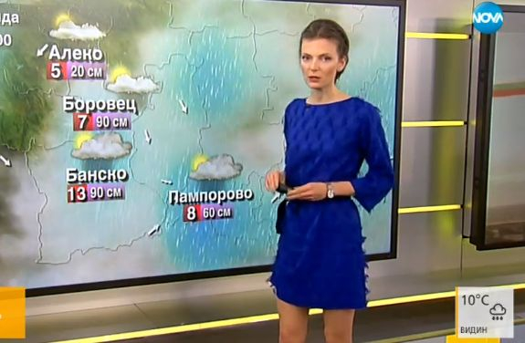 Нора Шопова изплаши зрителите в оскъдна рокличка, която не скри... (СНИМКИ)