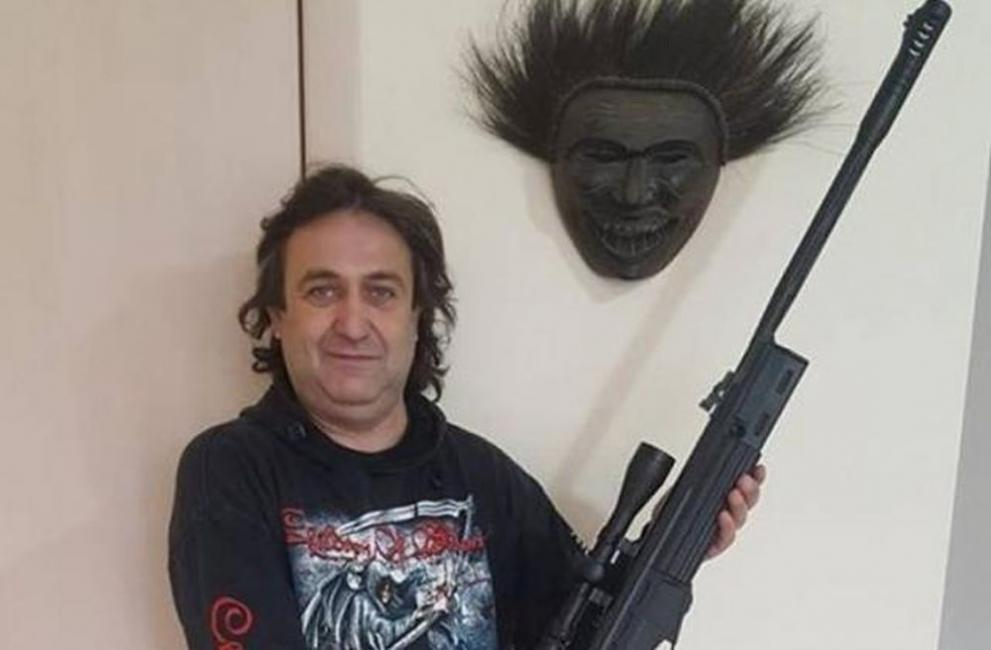 Теодор, който по скъсани чехли заплаши Борисов с убийство, е в болница!