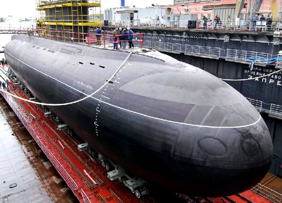 Първата руска подводницата с атомни дронове "Посейдон" излиза в океана 