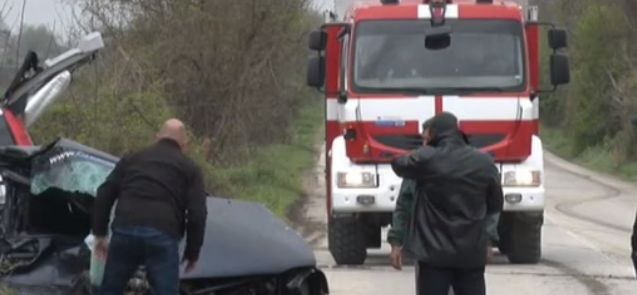 Ужасяващи КАДРИ от адската касапница с два трупа в Плевенско 