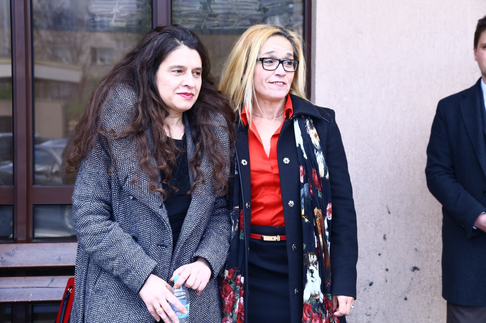 Лесбийки сме, хвалят се в затвора Иванчева и Петрова, за да могат да...