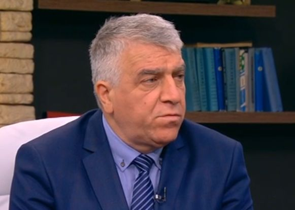 Румен Гечев: Не Нинова, а Цветанов е бламиран от Борисов, забранено му е да...