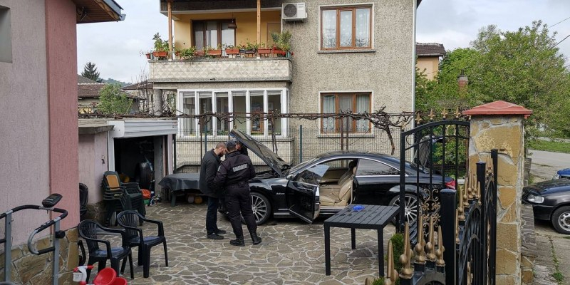 Ето го бабаита Бобито - тартор на ало бандата, разбита в Горна Оряховица (СНИМКА)
