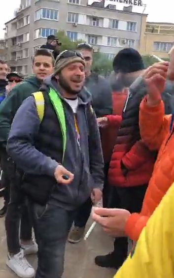 Появи се шокиращо ВИДЕО от пъпа на София! (СНИМКИ)