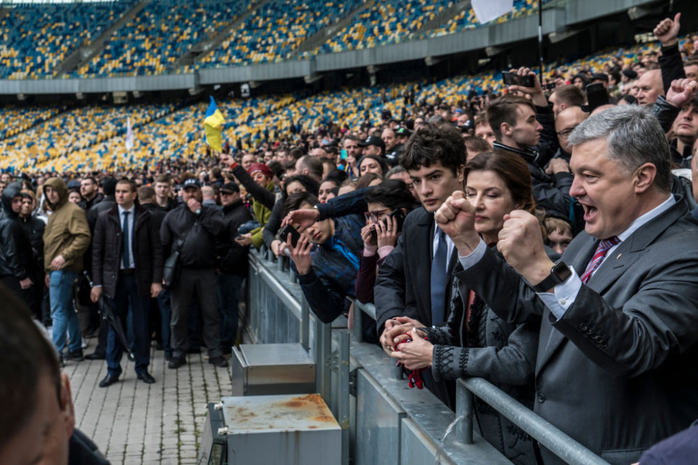 Порошенко или Зеленски – интригата се разплита днес