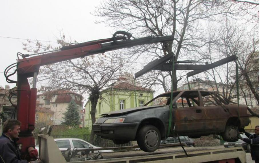 Чистят София от... трошките