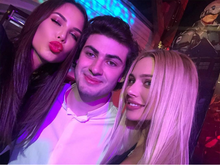 Синът на руски милиардер между живота и смъртта след мощен запой (СНИМКИ)