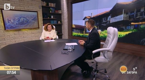 Хекимян и журналистка от bTV си направиха тъжна шега, подплатена с песен! (СНИМКИ)