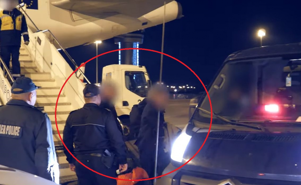 МВР показа сензационни СНИМКИ и ВИДЕО от среднощната екстрадиция на Арабаджиев