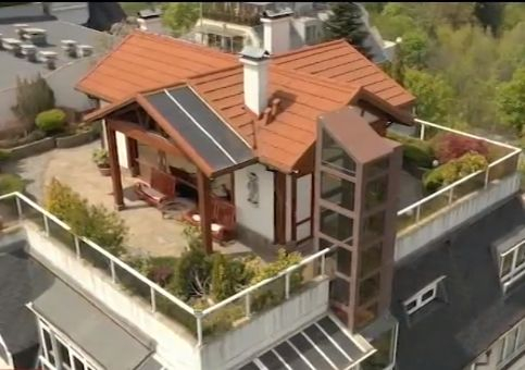 Архитектурно чудо на покрива на сграда в столичния "Лозенец" (СНИМКИ/ВИДЕО)