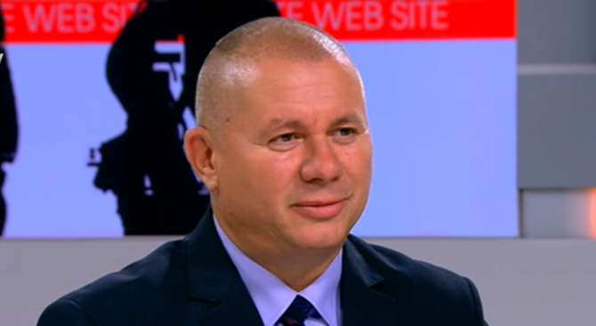 Ген. Шивиков разкри има ли опасност от военен преврат