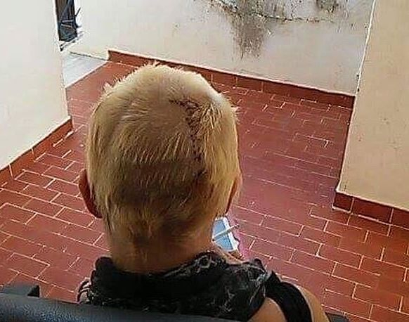 Циганка отвлече секси сервитьорка и я обезобрази ритуално (СНИМКИ 18+)